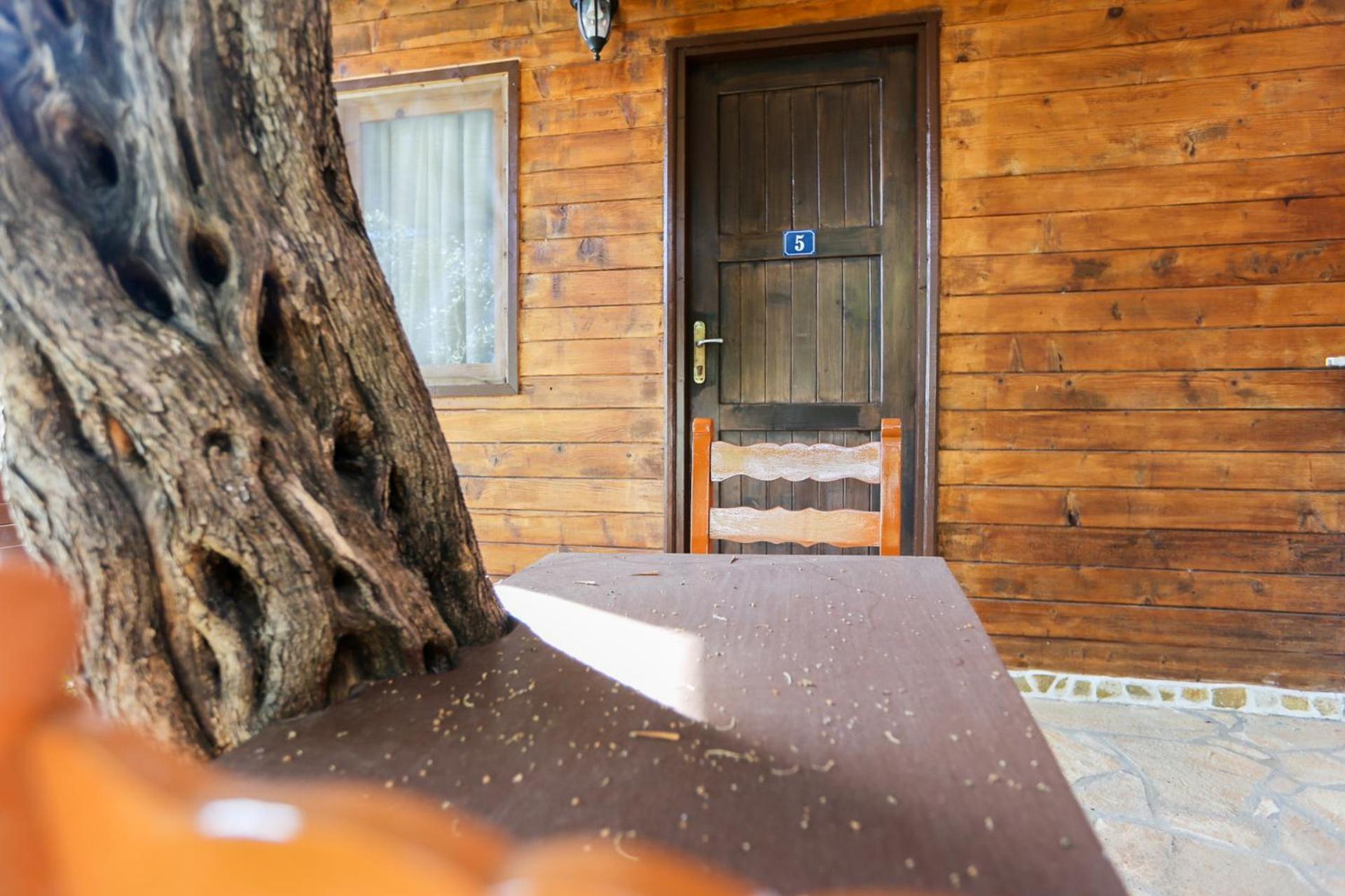 ヒマラ Holiwoodモーテル エクステリア 写真